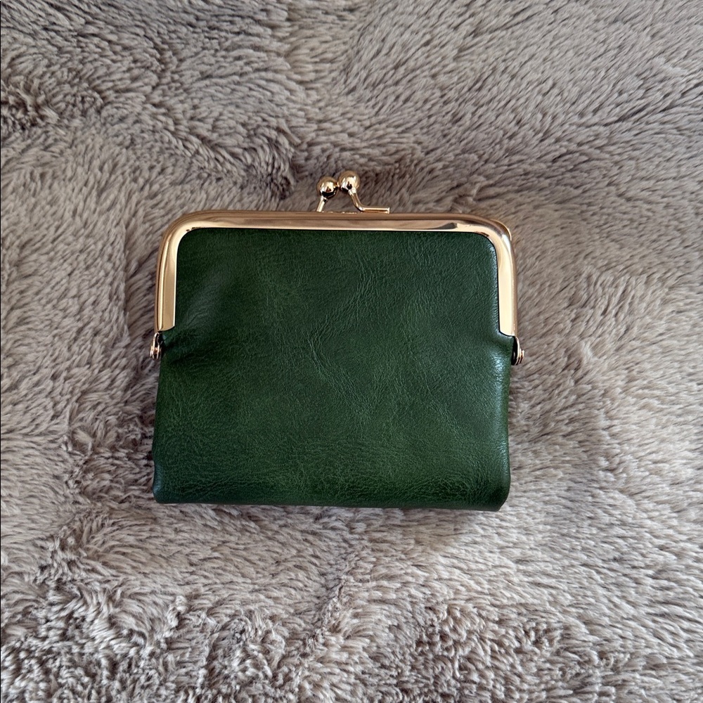 Elegant Green Leather Clutch